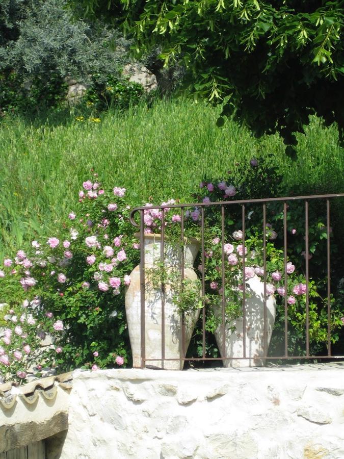 Les Vieux Murs มงต์ฟอรต์ ภายนอก รูปภาพ